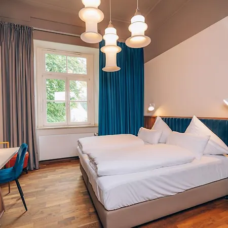 Amalia - Boutique 4*