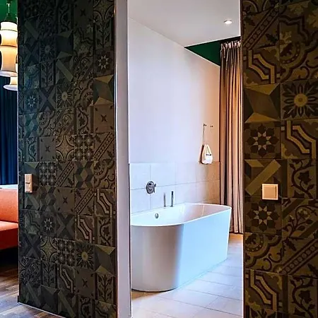 Hotel Amalia - Boutique 4*