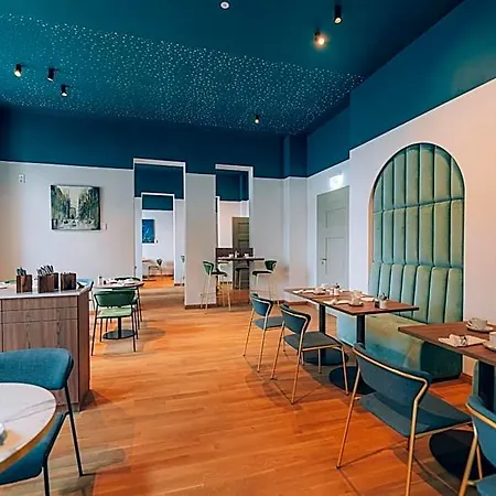 Hotel Amalia - Boutique 4*